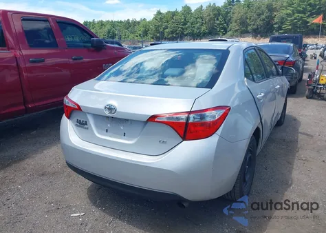2015 Toyota Corolla Le z USA, uszkodzony, nr VIN 2T1BURHE5FC393977